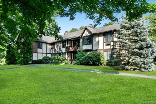 2-21 Foxwood Dr, Pleasantville, NY, 10570 | Card Image