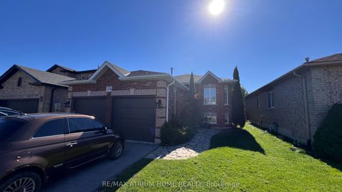 124 Monique Cres, Barrie, ON, L4M6Y8 | Card Image