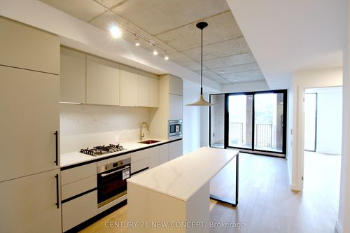 324-1720 Bayview Avenue, Toronto, ON, M4G3C4 | Card Image