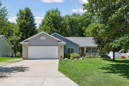 821 Lancer Dr Ne, Owatonna, MN, 55060-1573 | Card Image