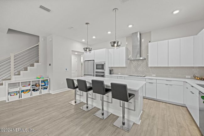 7442 Beach Walk Pl, House other with 3 bedrooms, 3 bathrooms and null parking in JACKSONVILLE FL | Image 12