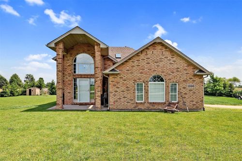 1896 Lakeshore Road 211, South Woodslee, ON, N0R1V0 | Card Image