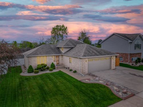 2164 Terrace Dr, Highland, IN, 46322 | Card Image