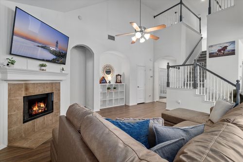 10013 Boston Harbor Dr, Providence Village, TX, 76227-8524 | Card Image