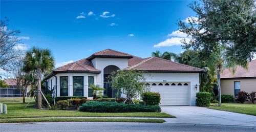 8025 Stirling Falls Cir, Sarasota, FL, 34243-4206 | Card Image