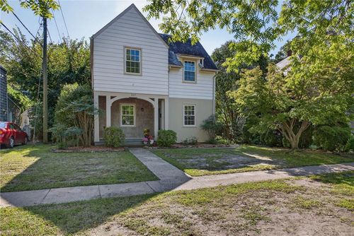 309 Ferguson Ave, Newport News, VA, 23601-4003 | Card Image