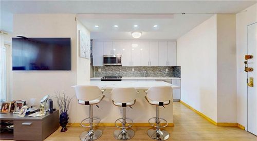 15b-2928 W 5th St, Brooklyn, NY, 11224-3902 | Card Image