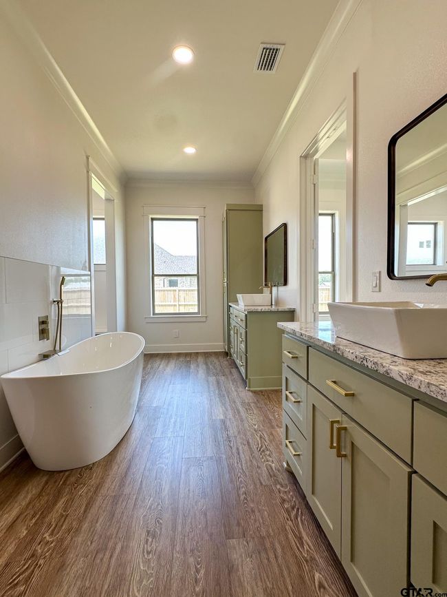 12301 Harlon St, House other with 4 bedrooms, 3 bathrooms and null parking in Flint TX | Image 16