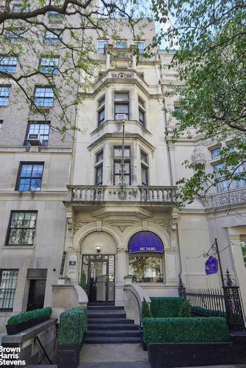 28 E 72nd St, New York, NY, 10021-4234 | Card Image