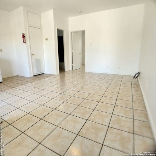 apt-7-1702 W Craig Pl, San Antonio, TX, 78201-5580 | Card Image