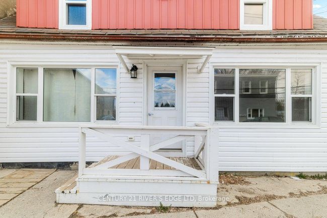 18 Main St E, House attached with 2 bedrooms, 1 bathrooms and null parking in Athens ON | Image 19