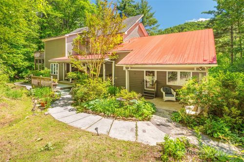 14 Shelton Branch Rd, Barnardsville, NC, 28709-9100 | Card Image