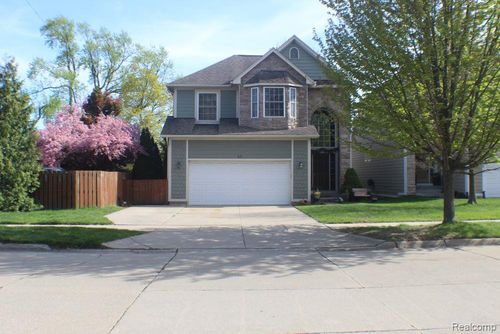 53 Highland Ave, Clawson, MI, 48017-1538 | Card Image