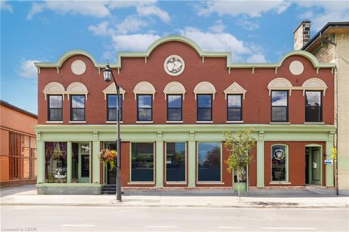 {{alt}} | Card Image