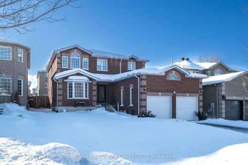 105 Crompton Dr, Barrie, ON, L4M6N9 | Card Image