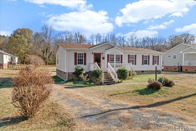 306 Franklin St, House other with 3 bedrooms, 2 bathrooms and null parking in Emporia VA | Image 4