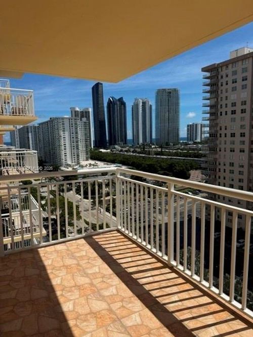 1406-251 174th St, Sunny Isles Beach, FL, 33160-3357 | Card Image