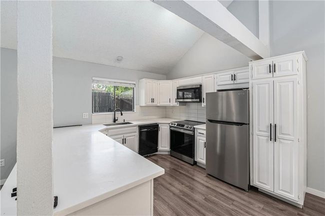 5980 N Bellefontaine Ave, Townhouse with 3 bedrooms, 3 bathrooms and null parking in Gladstone MO | Image 6