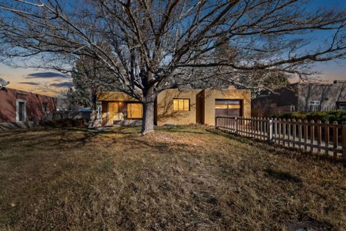 620 San Pablo St Ne, Albuquerque, NM, 87108-2138 | Card Image