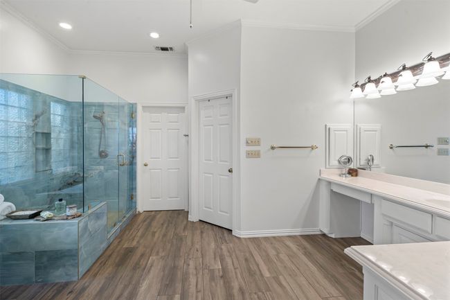 9825 Bringier Ct, House other with 4 bedrooms, 4 bathrooms and null parking in Granbury TX | Image 17