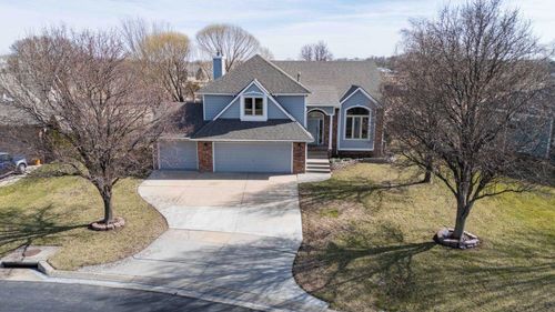 330 S Fairway Cir, Andover, KS, 67002-9047 | Card Image