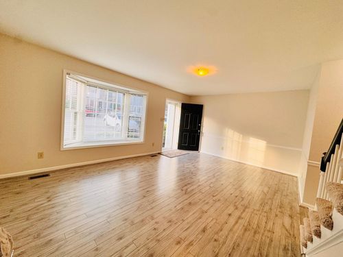 103 Bay Dr, Cary, NC, 27511-5858 | Card Image
