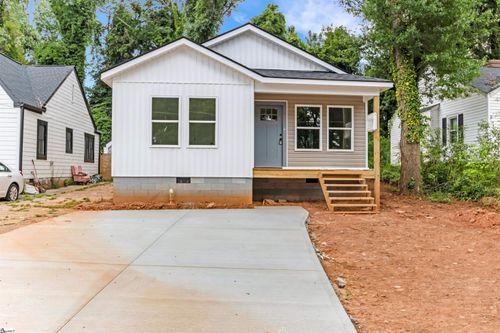 353 St Andrews Street, Spartanburg, SC, 29306 | Card Image