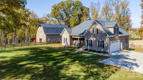 1579 Jennings Rd, Statesville, NC, 28625-9515 | Card Image