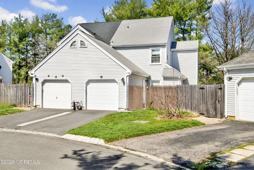 6 Stowe Ct, Freehold, NJ, 07728-4328 | Card Image
