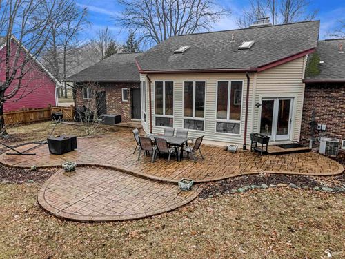 7761 Stout Ave, Grosse Ile, MI, 48138-1337 | Card Image