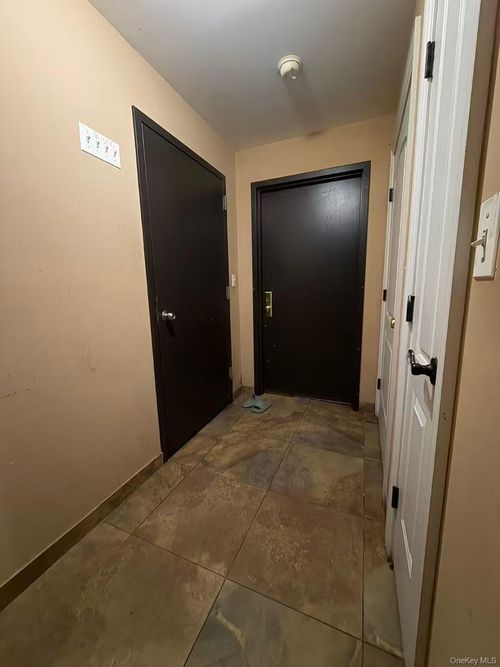 101-18 39th Ave, Corona, NY, 11368-4867 | Card Image