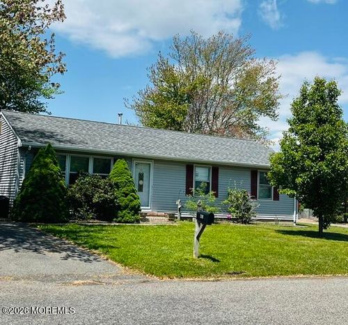 718 Clearwater Dr, Forked River, NJ, 08731-5114 | Card Image