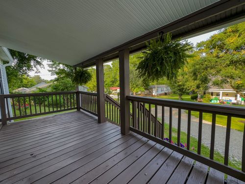 236 Cornwell Ave, Watertown, TN, 37184-1011 | Card Image