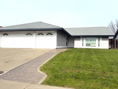 5033 Buffwood Way, Sacramento, CA, 95841-2220 | Card Image