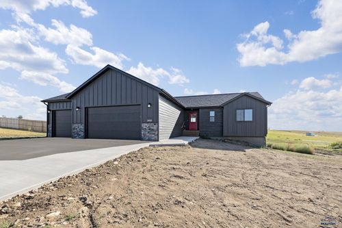 24024 Bridle Ridge Rd, Rapid City, SD, 57701-8407 | Card Image