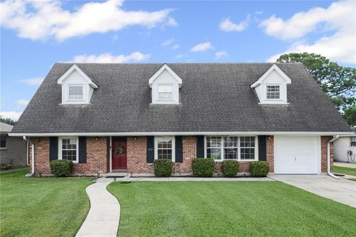 63 Marie Dr, Gretna, LA, 70053-5747 | Card Image