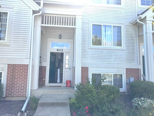 602 S Rosehall Ln, Round Lake, IL, 60073-4267 | Card Image