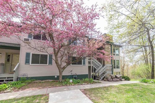 2-S6185 Bluff Rd, Merrimac, WI, 53561-9430 | Card Image