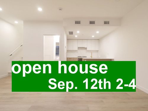 112-390 Guilby St, Coquitlam, BC, V3K0J8 | Card Image