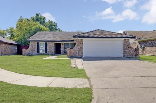 1534 Twin Post Drive, Arlington, TX, 76014 | Card Image