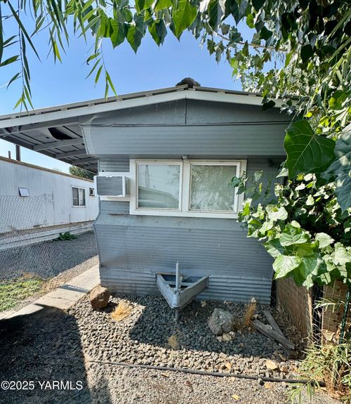 unit-6-102 E California St, Union Gap, WA, 98903-2133 | Card Image