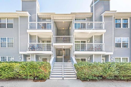 370-370 Heather Croft, Egg Harbor Twp, NJ, 08234-4642 | Card Image