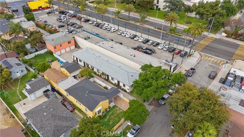 8915 Elizabeth Ave, South Gate, CA, 90280-3043 | Card Image