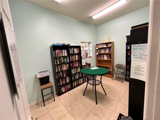 3067 Ne 102 Nd Avenue Rd, House other with 1 bedrooms, 1 bathrooms and null parking in SILVER SPRINGS FL | Image 64