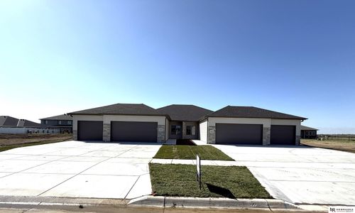 4931 Donnette Dr, Lincoln, NE, 68514 | Card Image