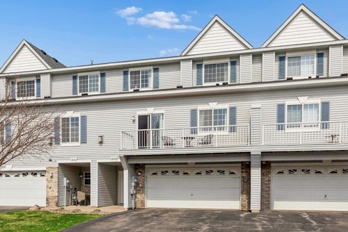 18364 Kerrville Trl, Lakeville, MN, 55044-7310 | Card Image