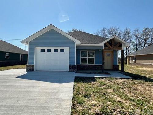 2702 Belair Dr S, Pine Bluff, AR, 71601-6841 | Card Image