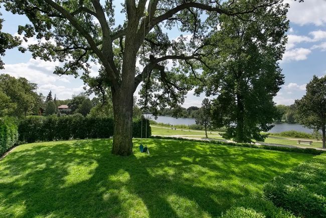 2119 E Lake Of The Isles Pkwy, House other with 4 bedrooms, 5 bathrooms and null parking in Minneapolis MN | Image 35
