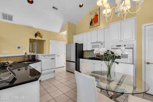 42 Milton Dr, Manchester, NJ, 08759-6089 | Card Image