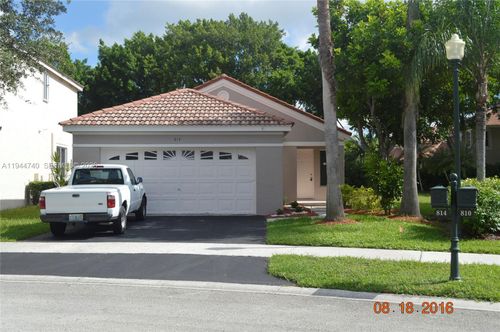 814 San Remo Dr, Weston, FL, 33326-4534 | Card Image
